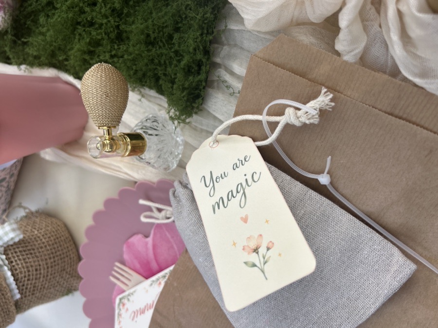 Meegeefzakje met een label waarop You are magic staat